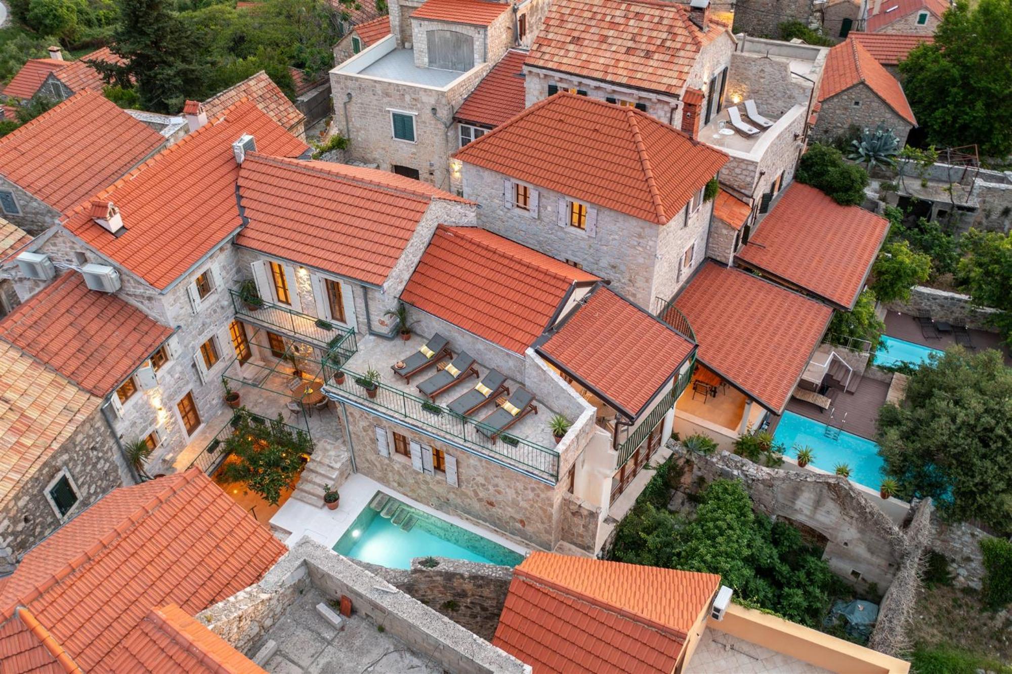 Dvor Pitve Villas Єлса Екстер'єр фото
